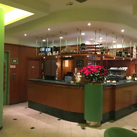 Hotel Abc 3*